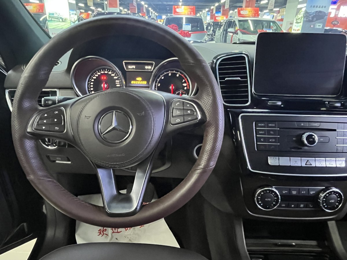 奔馳 奔馳GLS  2022款 改款 GLS 450 4MATIC 豪華型圖片