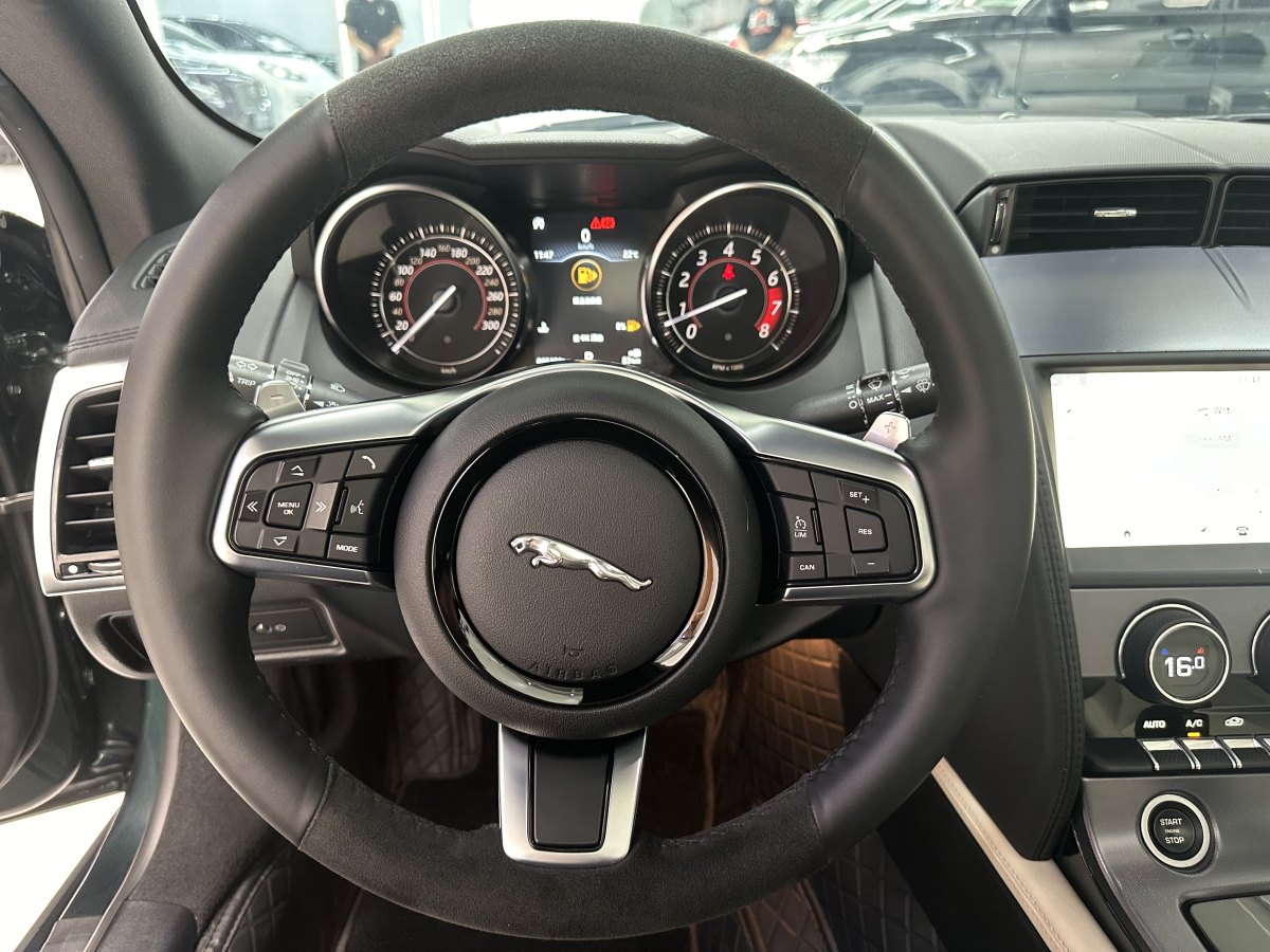 捷豹 F-TYPE  2019款 2.0T 硬頂版圖片