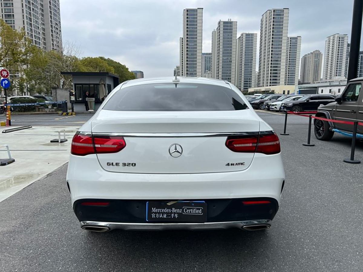 奔馳 奔馳GLE轎跑  2017款 GLE 320 4MATIC 轎跑SUV圖片