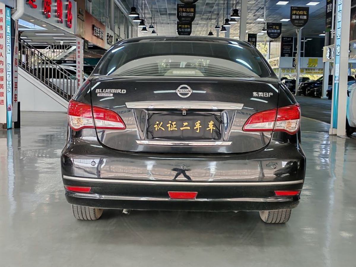 日產(chǎn) 軒逸  2009款 1.6XE 自動(dòng)舒適版圖片