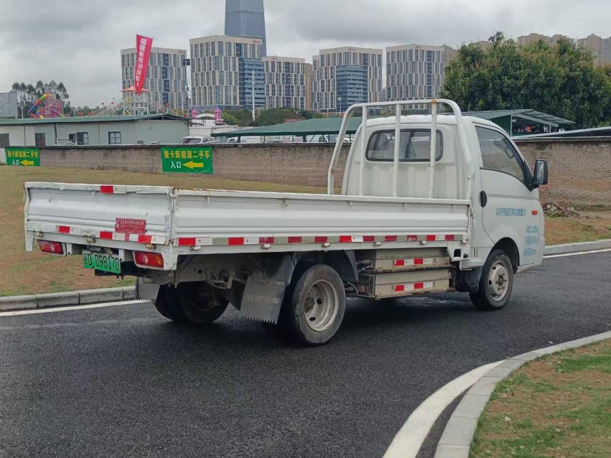 眾泰 M10EV  2019款 廂式運(yùn)輸車圖片