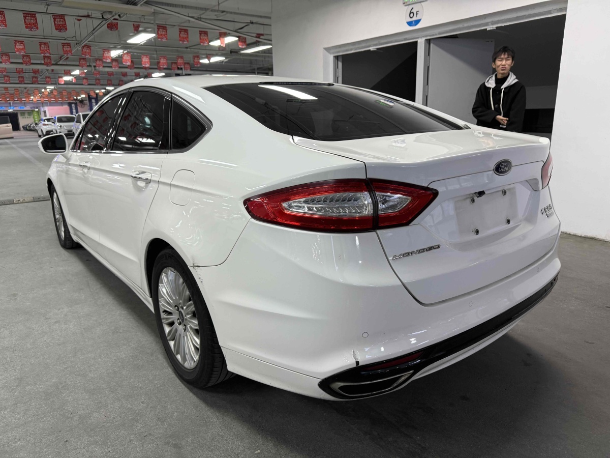 福特 蒙迪歐  2013款 2.0L GTDi200時(shí)尚型圖片