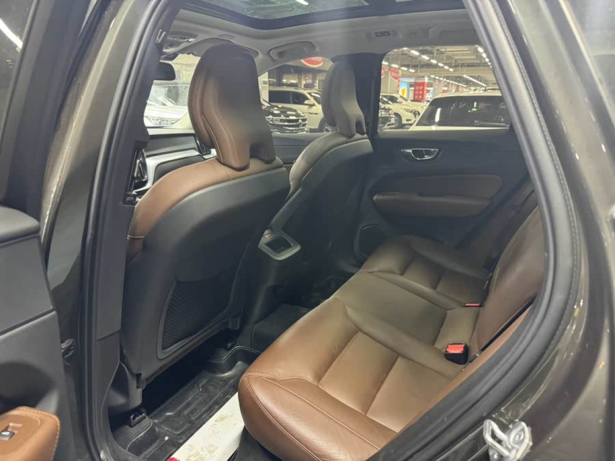 沃爾沃 XC60  2019款  T5 四驅智逸版 國VI圖片