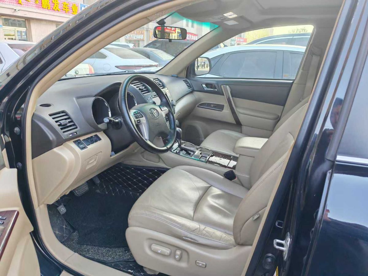 豐田 漢蘭達  2013款 2.7L 兩驅5座紫金版圖片