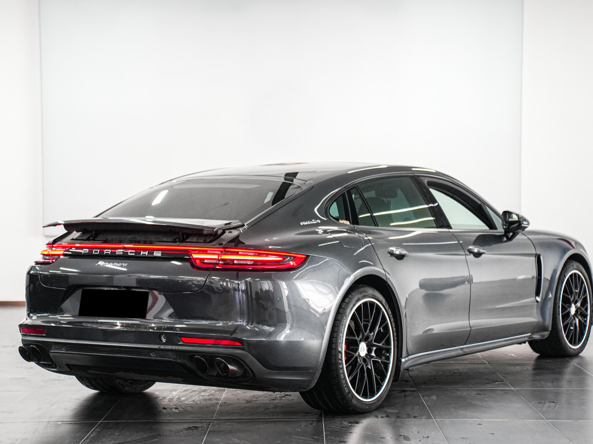 保時(shí)捷 Panamera  2019款 Panamera 行政加長(zhǎng)版 2.9T圖片