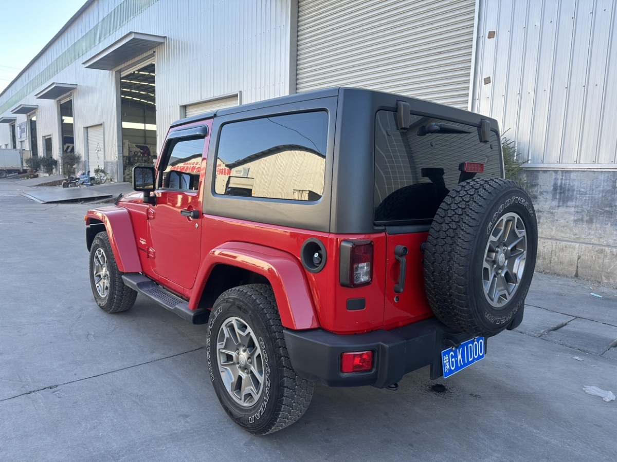 Jeep 牧馬人  2013款 3.6L Sahara 兩門版圖片