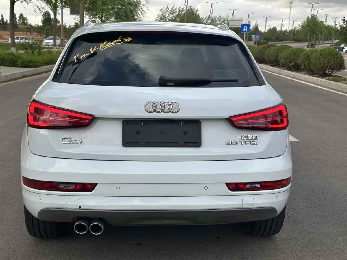 奧迪 奧迪Q3  2018款 30 TFSI 時(shí)尚型典藏版圖片