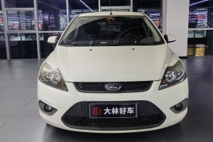 ?？怂?福特 兩廂經(jīng)典 1.8L 手動基本型