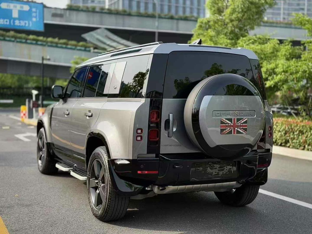 路虎 衛(wèi)士  2024款 110 5.0T V8圖片