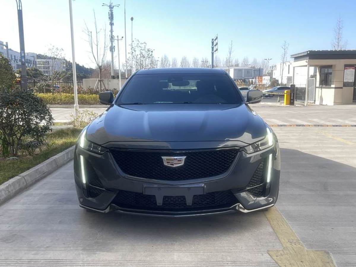 凱迪拉克 CT5  2021款 28T 領(lǐng)先運動型圖片