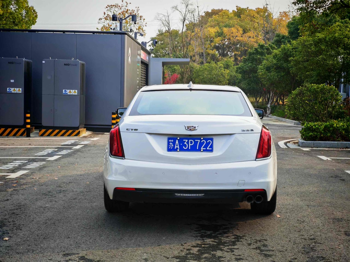 凱迪拉克 CT6  2017款 28T 豪華型圖片