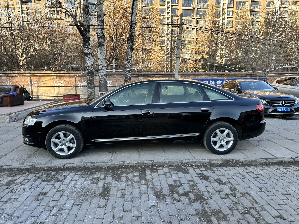 奧迪 奧迪A6L  2011款 A6L 2.0TFSI 標(biāo)準(zhǔn)型圖片