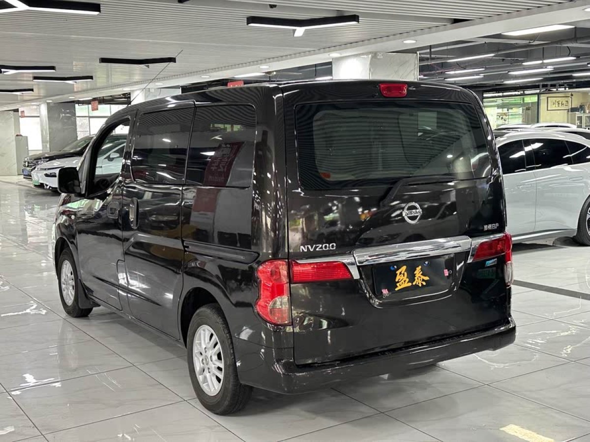 日產(chǎn) NV200  2014款 1.6L CVT豪華型 國V圖片
