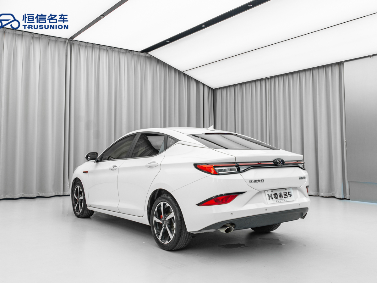 思皓 思皓A5  2021款 1.5T CVT尊貴智聯(lián)型圖片