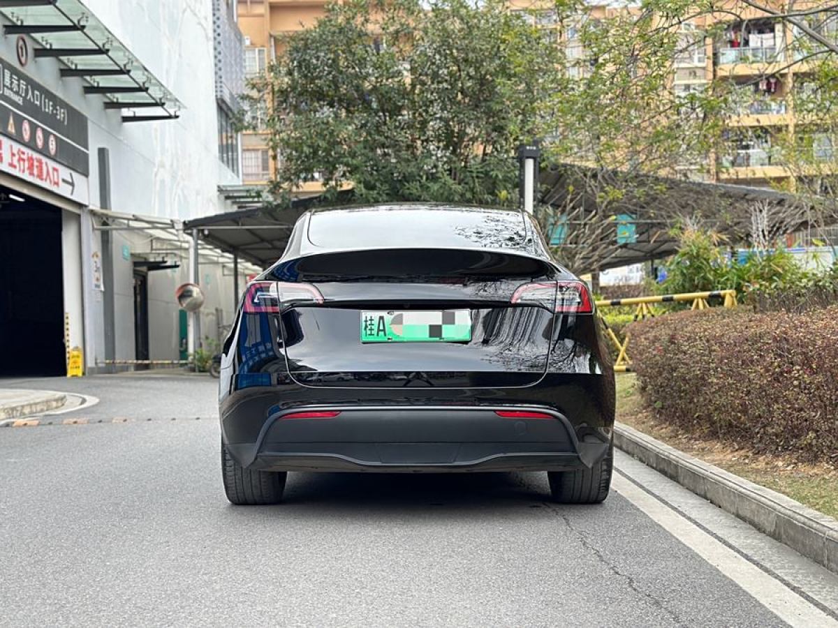 特斯拉 Model Y  2022款 改款 長續(xù)航全輪驅(qū)動(dòng)版圖片