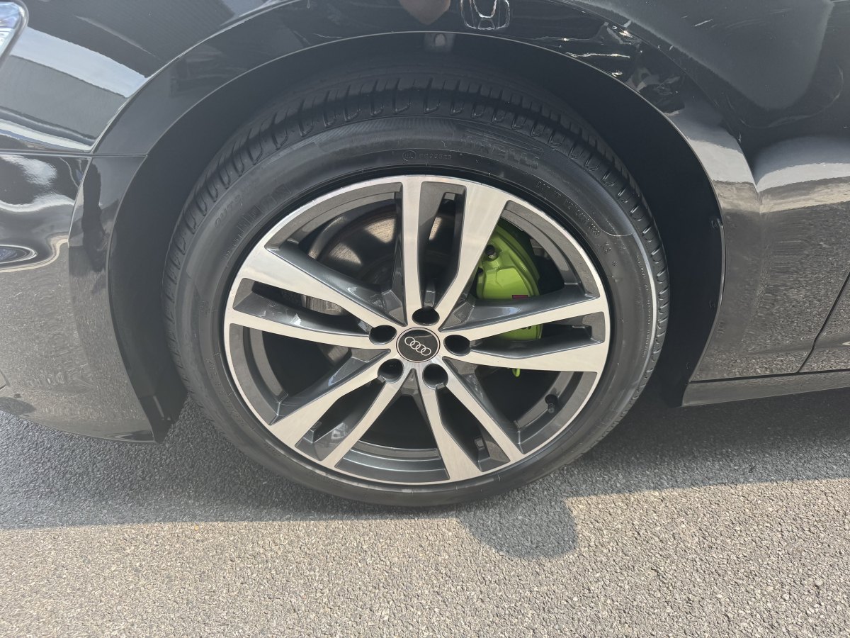奧迪 奧迪A6  2022款 Avant 先鋒派 40 TFSI 豪華動感型圖片