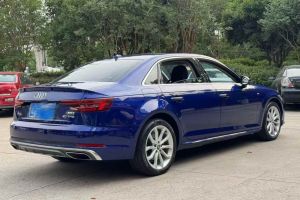 奧迪A4L 奧迪 30周年年型 30 TFSI 進(jìn)取型