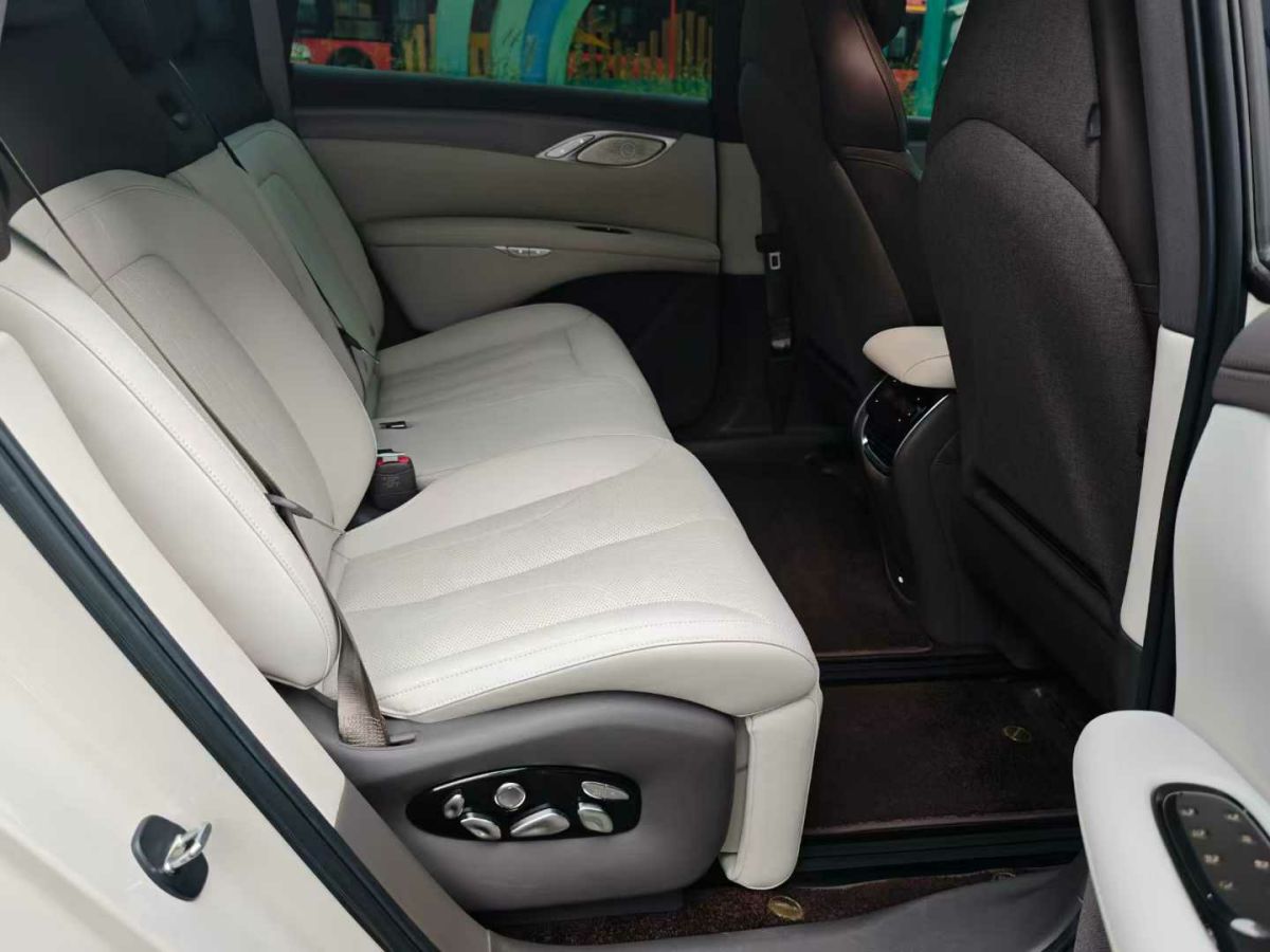 雷克薩斯 NX  2024款 350h 全驅(qū) 創(chuàng)游版圖片