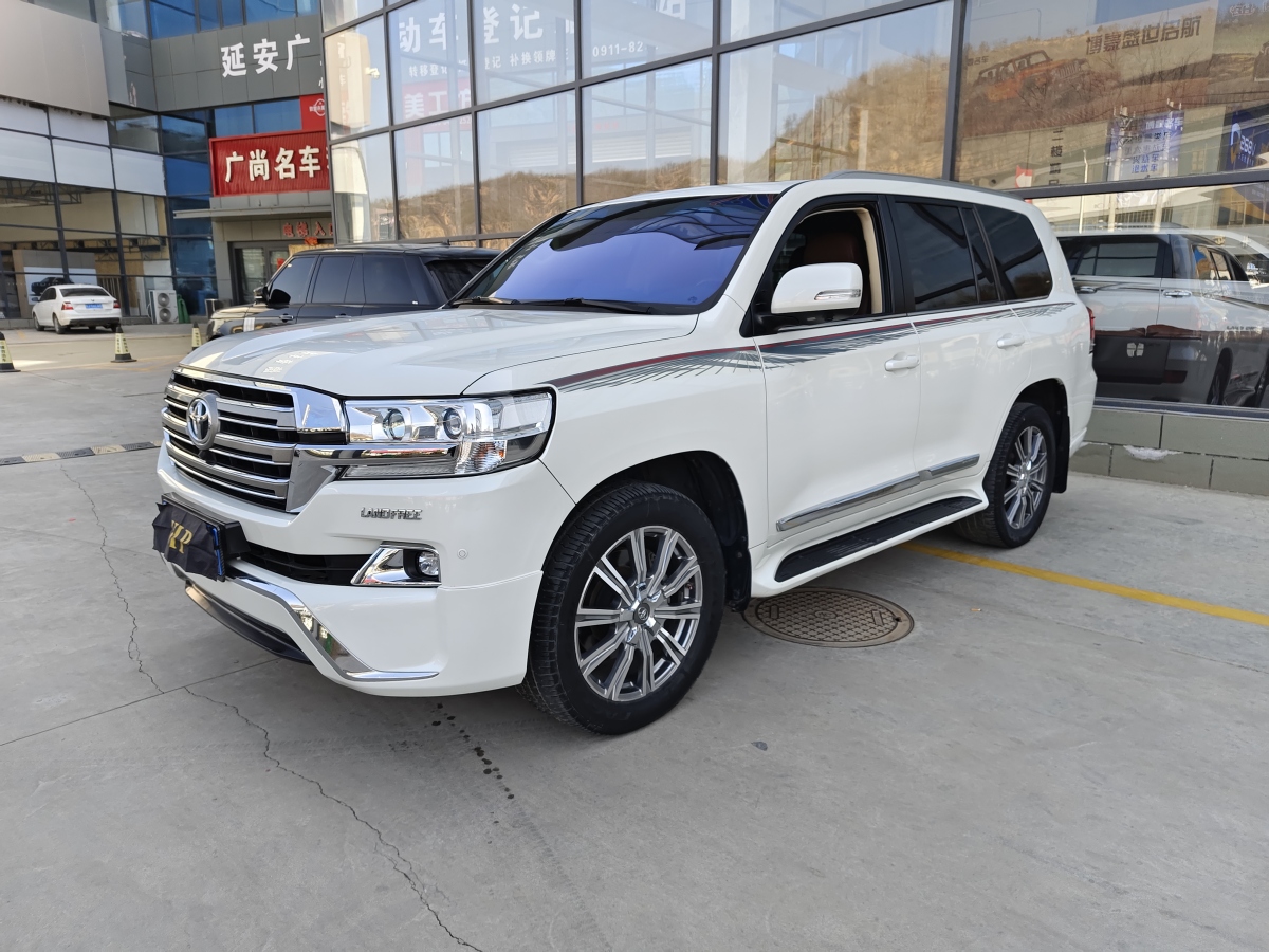 豐田 蘭德酷路澤  2018款 5.7L VX-R 12氣 底升(中東版)圖片