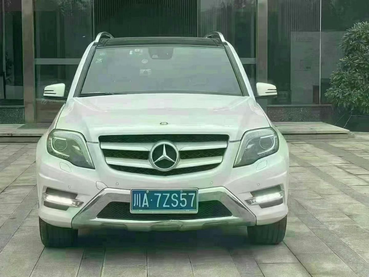 奔馳 奔馳GLK級(jí)  2015款 GLK 260 4MATIC 動(dòng)感型 極致版圖片