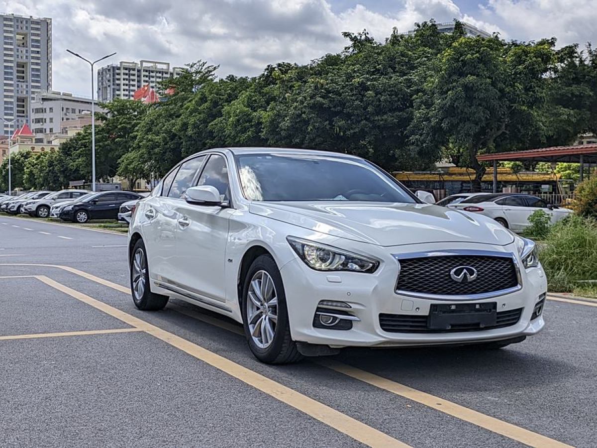 英菲尼迪 Q50L  2015款 2.0T 悅享版圖片