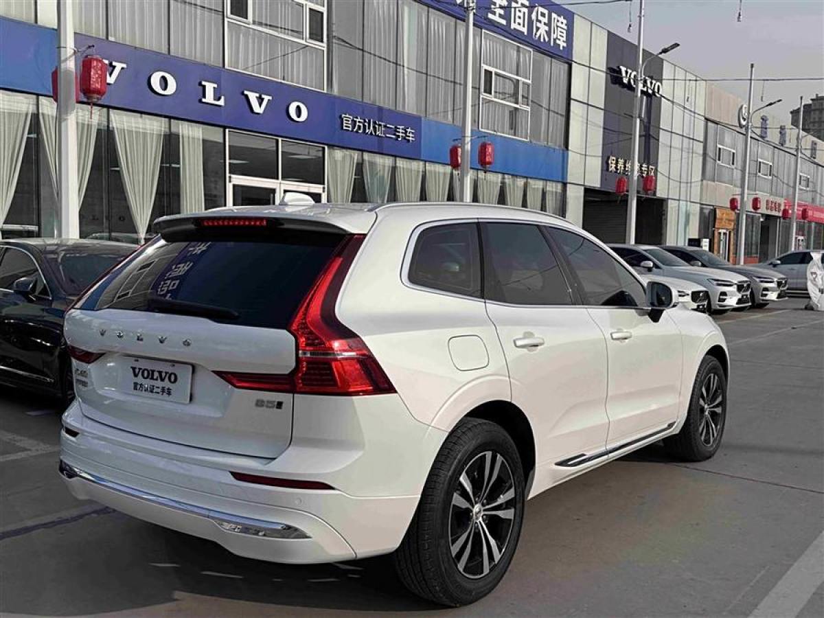 2023年7月沃爾沃 XC60  2024款 B5 四驅(qū)智逸豪華版