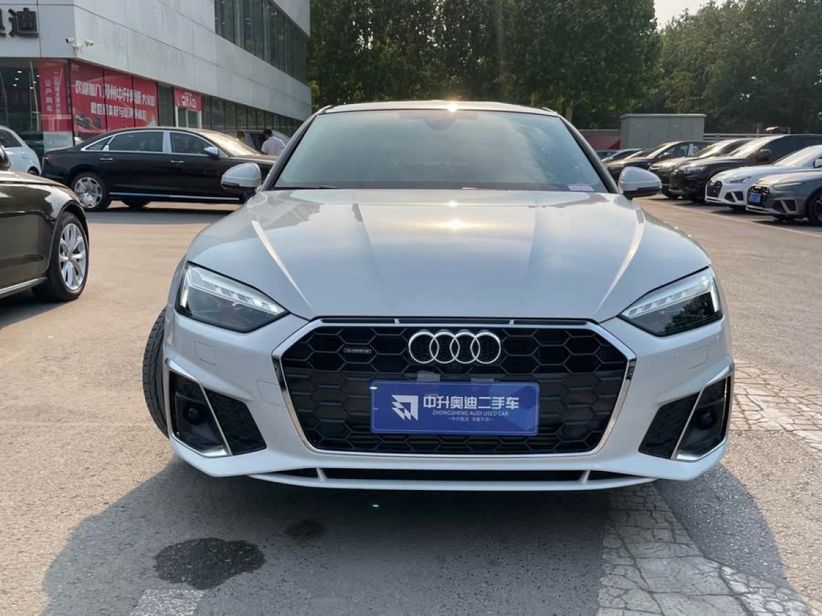 奧迪 奧迪A5  2023款 Sportback 40 TFSI quattro 豪華動感型圖片