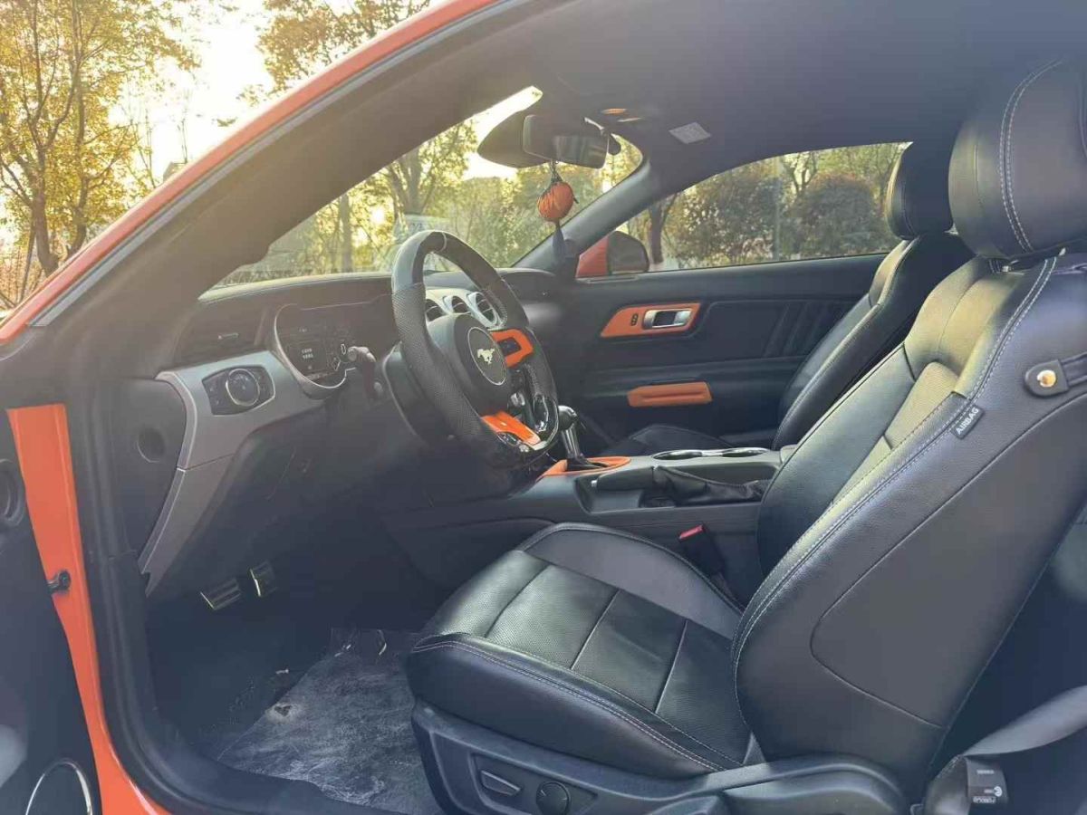 福特 Mustang  2022款 2.3L EcoBoost 元光極晝限量版圖片