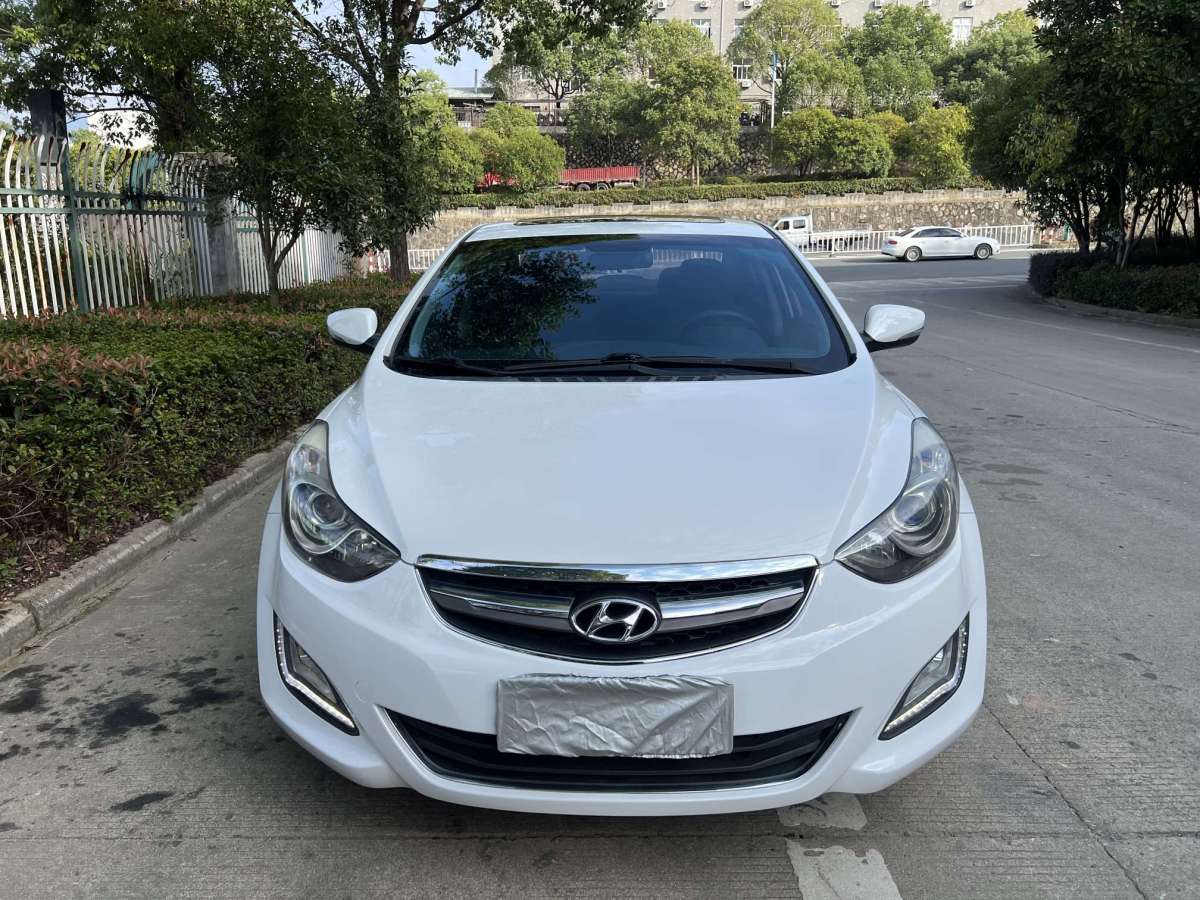 現(xiàn)代 朗動  2015款 1.6L 自動領(lǐng)先型圖片