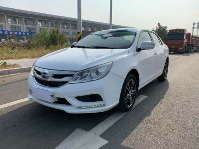 2015年9月 比亚迪 速锐 1.5L 手动旗舰型图片