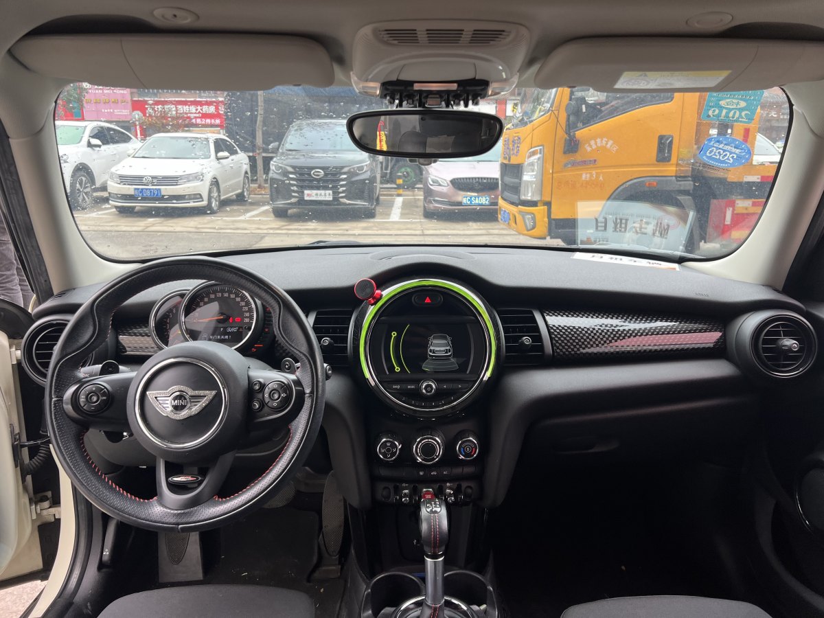 MINI MINI  2016款 2.0T COOPER S 五門版圖片