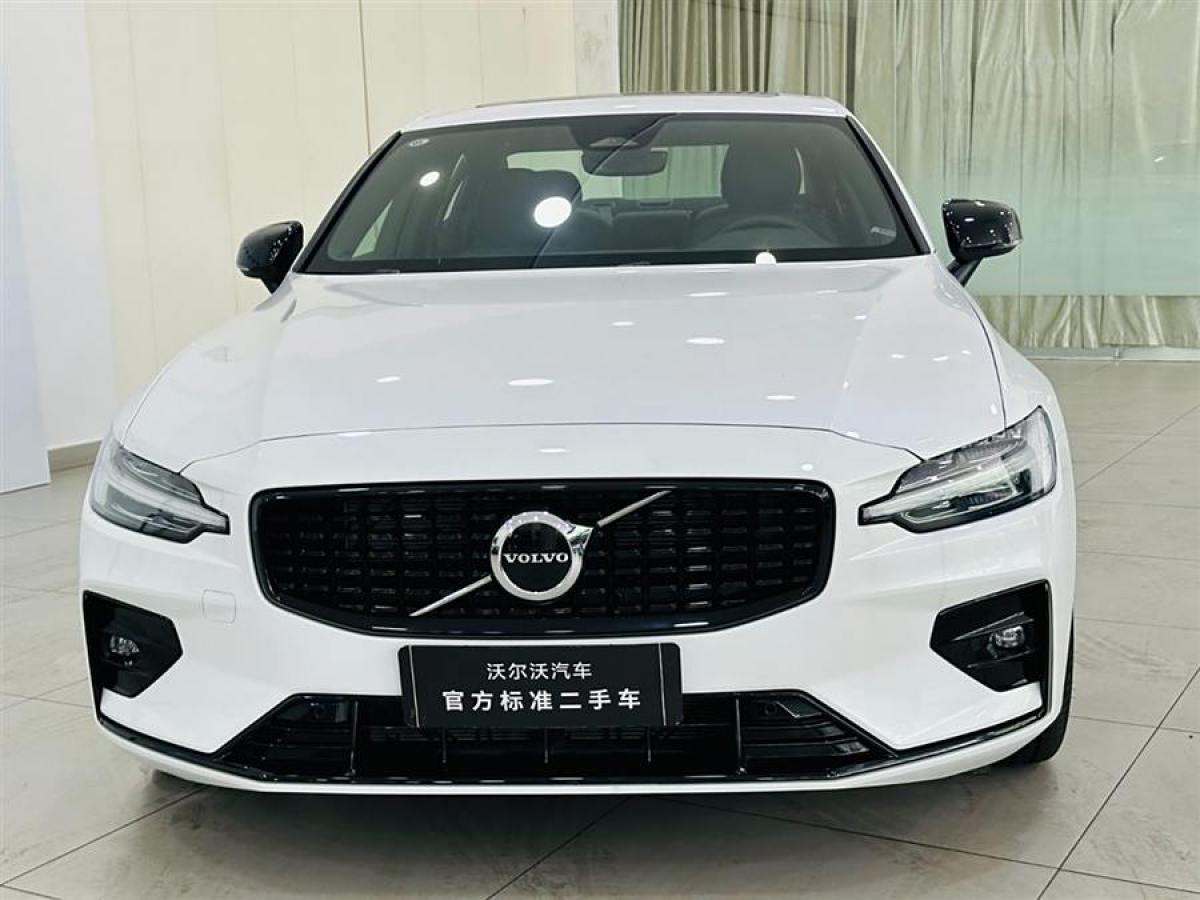 2023年7月沃爾沃 S60L  2024款 B5 智雅運動版