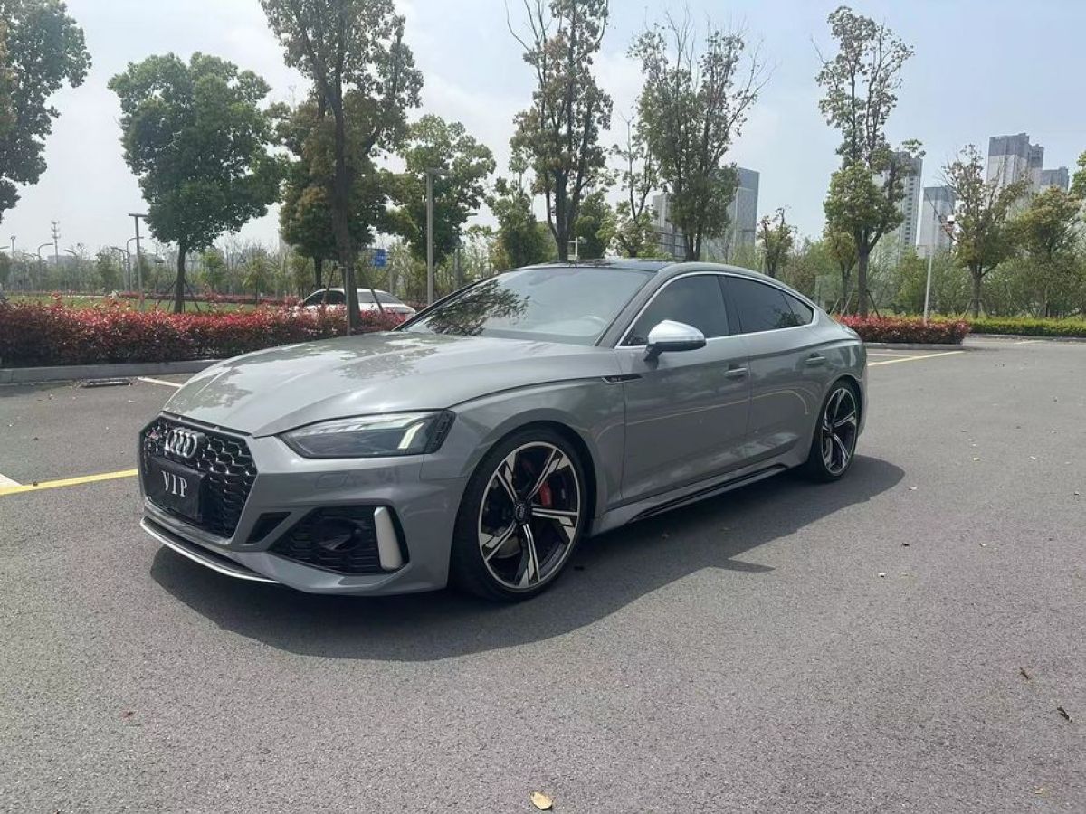 奥迪 奥迪RS 5  2021款 RS5 Sportback 暗金版图片