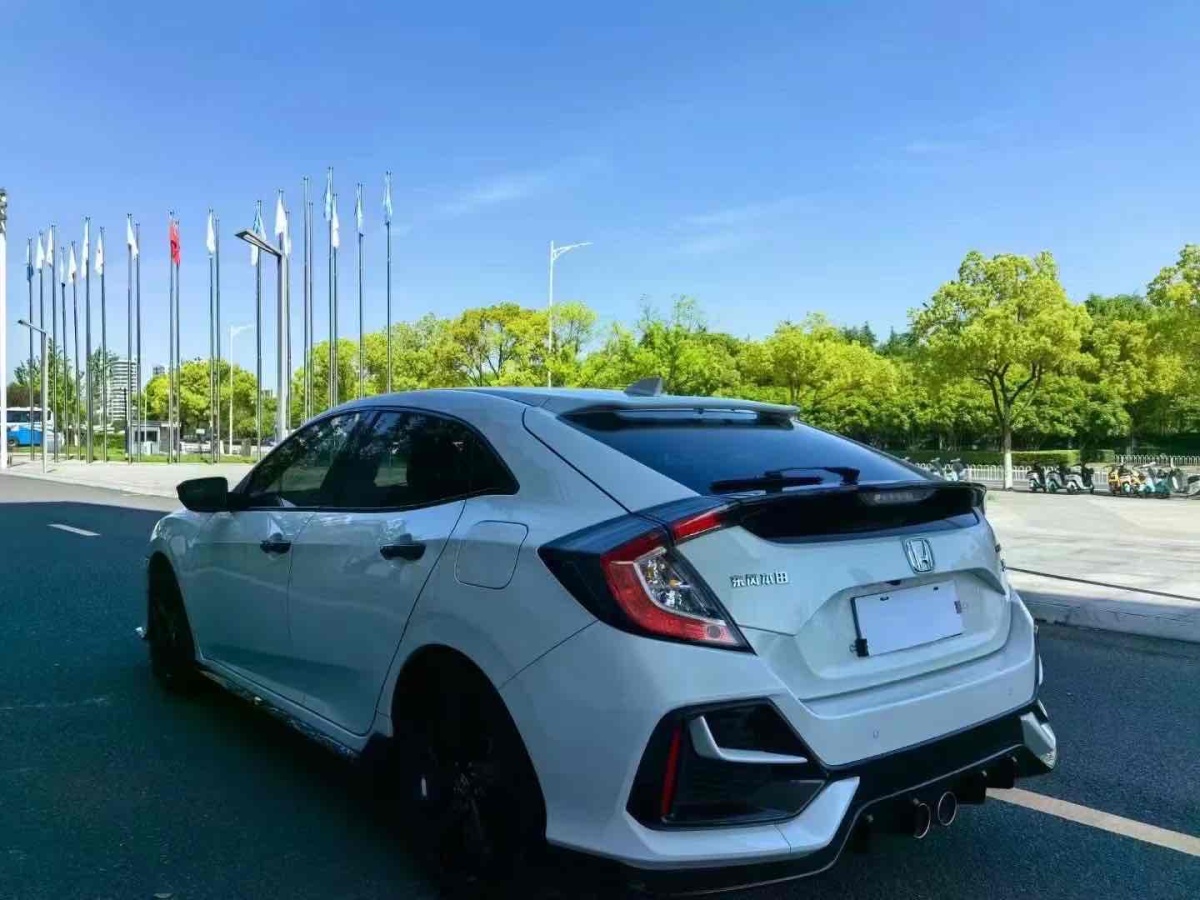 2022年9月本田 思域  2021款 HATCHBACK 220TURBO CVT勁擎控