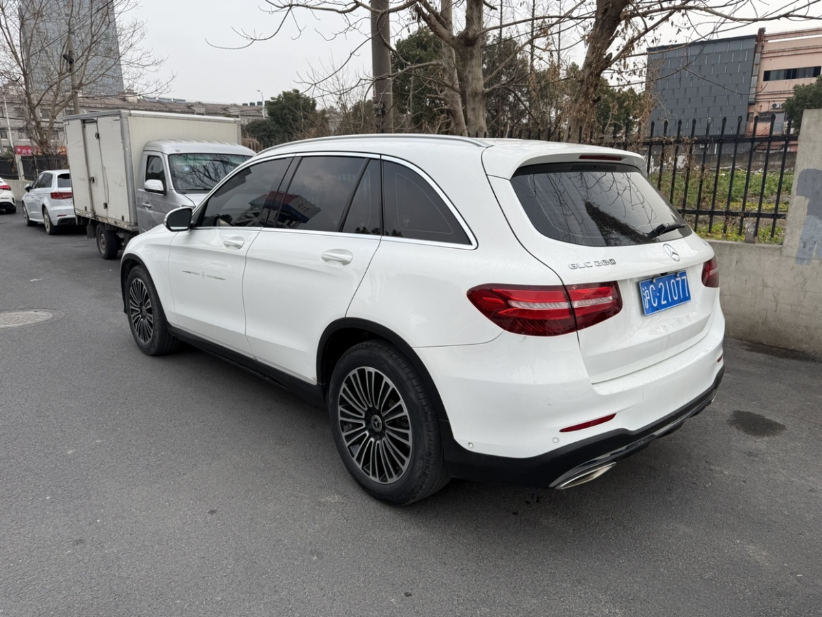 奔馳 奔馳GLC  2019款 GLC 260 4MATIC 動(dòng)感型圖片