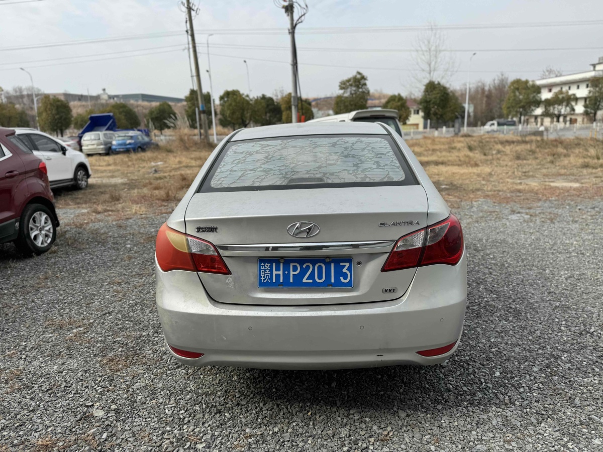 現(xiàn)代 悅動  2011款 1.6L 自動舒適型圖片