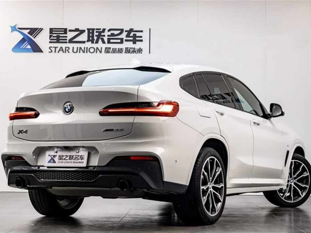 寶馬 寶馬X4  2021款 xDrive 25i M運(yùn)動(dòng)曜夜套裝圖片