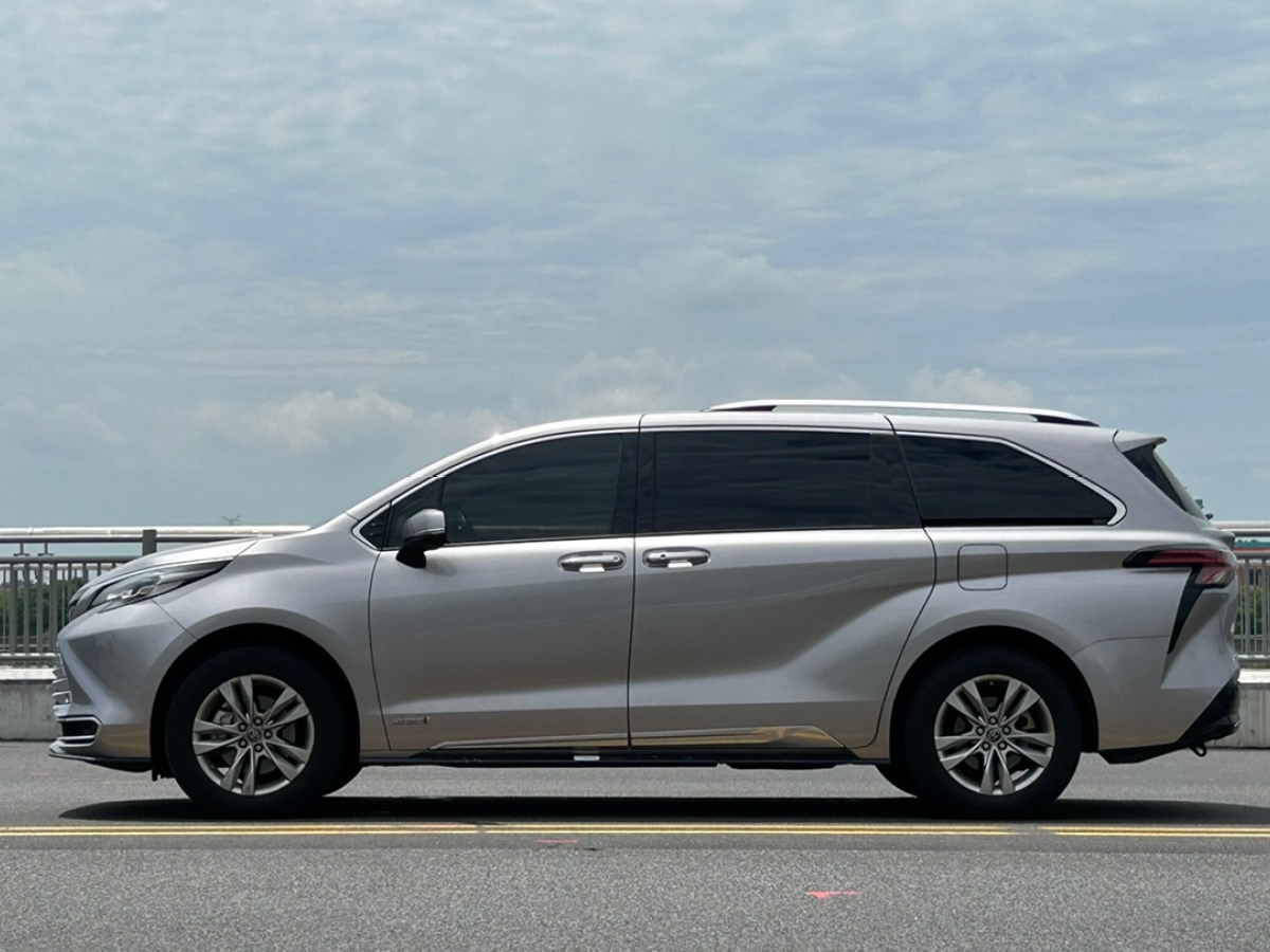 豐田 賽那SIENNA  2021款 2.5L混動 鉑金版圖片