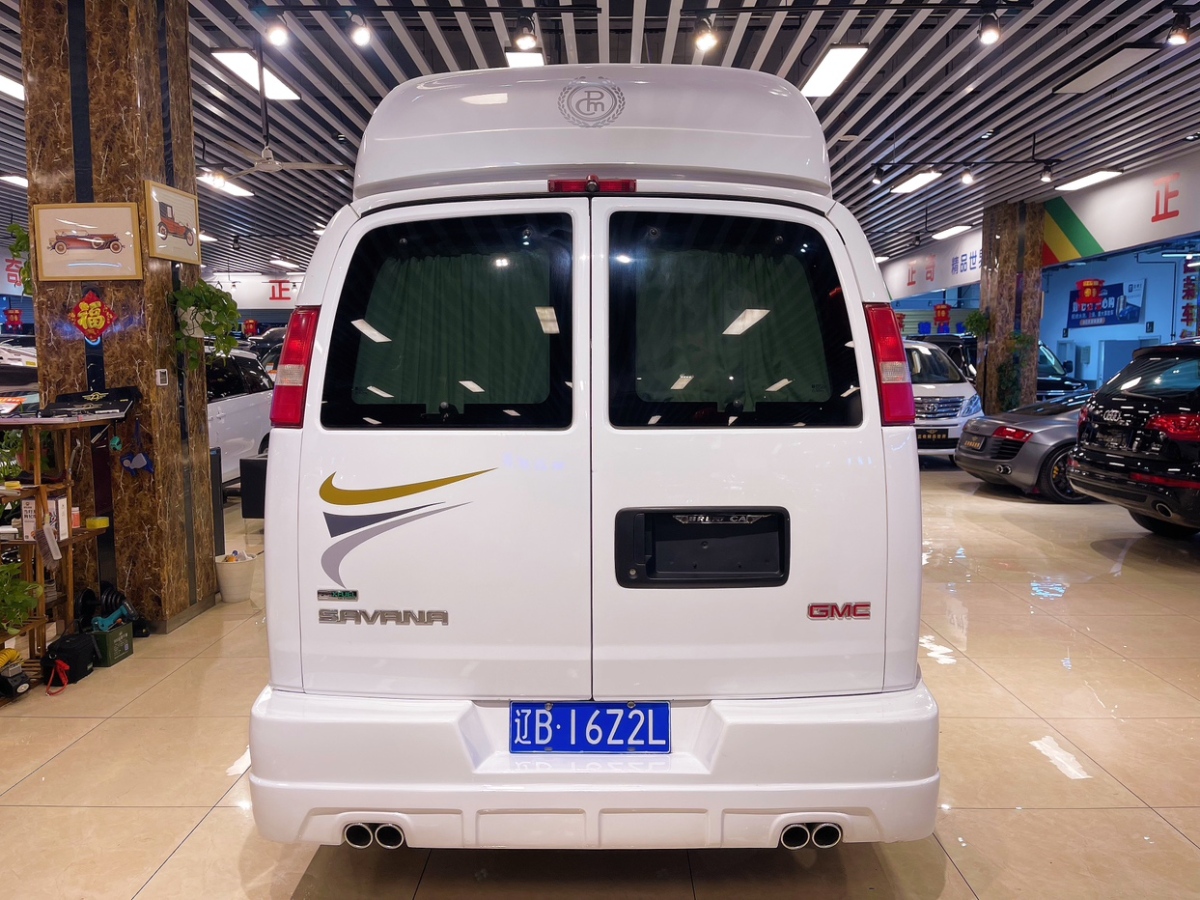 GMC SAVANA  2012款 6.0L 领袖级至尊版图片