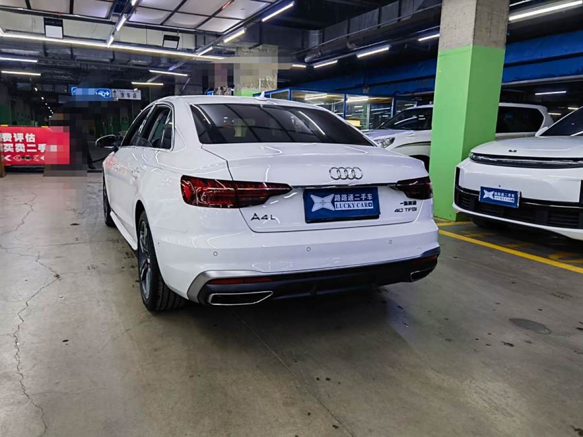 奧迪 奧迪A4L  2020款 40 TFSI 豪華動(dòng)感型圖片