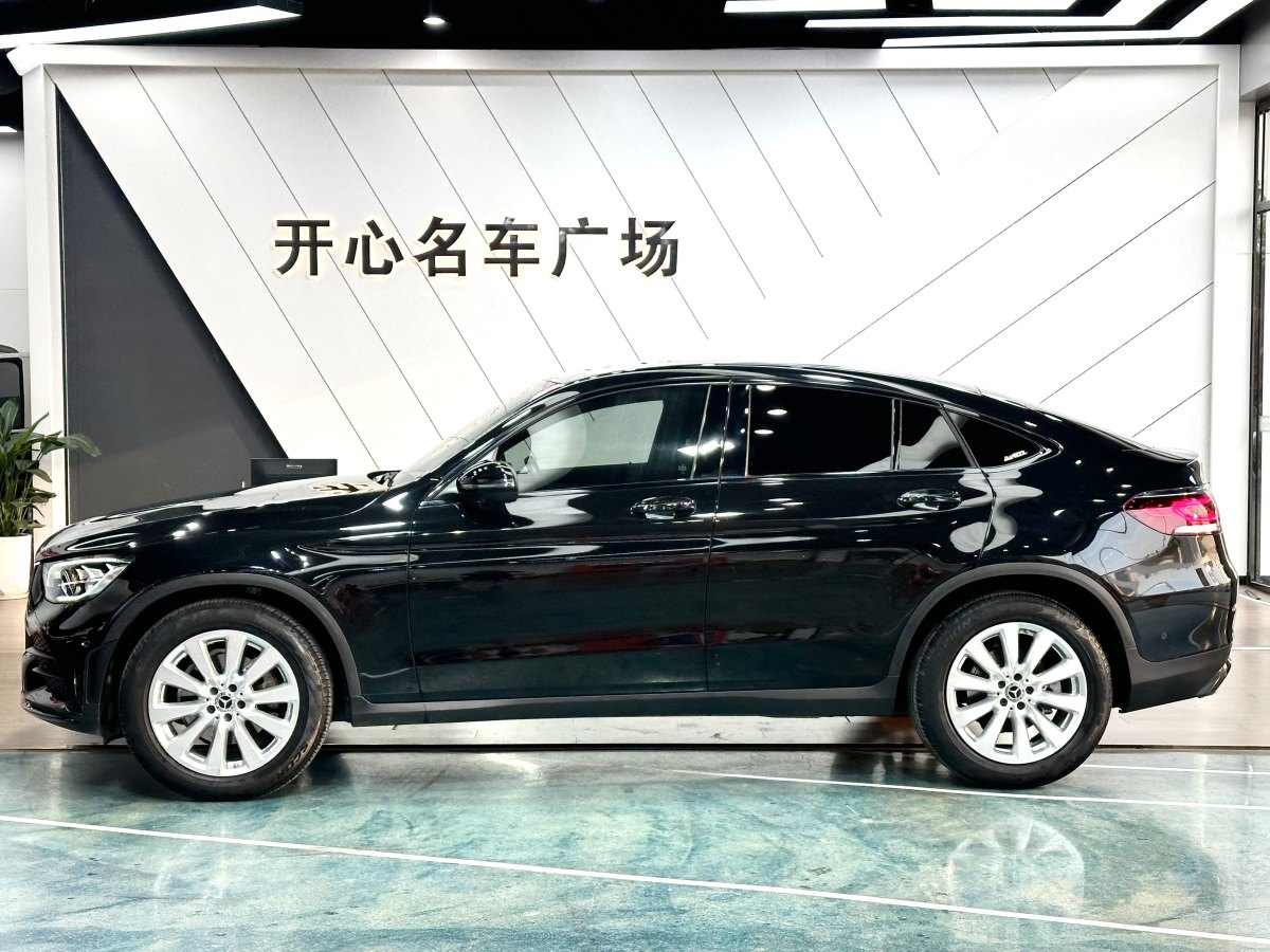 奔馳 奔馳GLC  2021款 GLC 260 4MATIC 轎跑SUV圖片