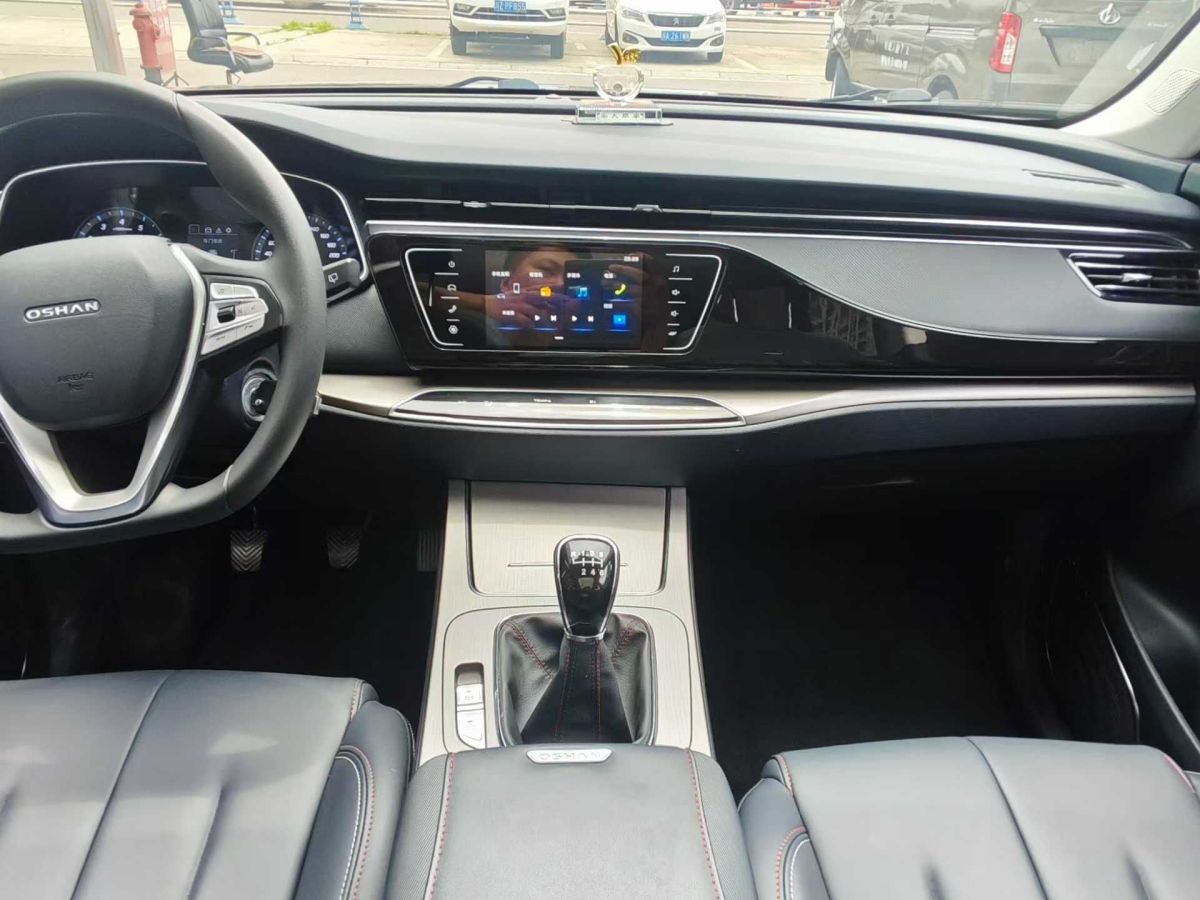 長(zhǎng)安歐尚 X7  2021款 1.5T 手動(dòng)精英型圖片