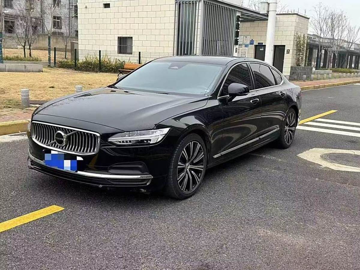 2024年10月沃爾沃 S90  2024款 B5 智遠(yuǎn)豪華版