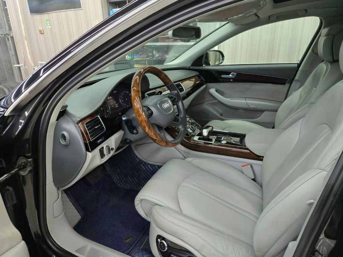 奧迪 奧迪A8  2012款 A8L 45 TFSI quattro舒適型圖片