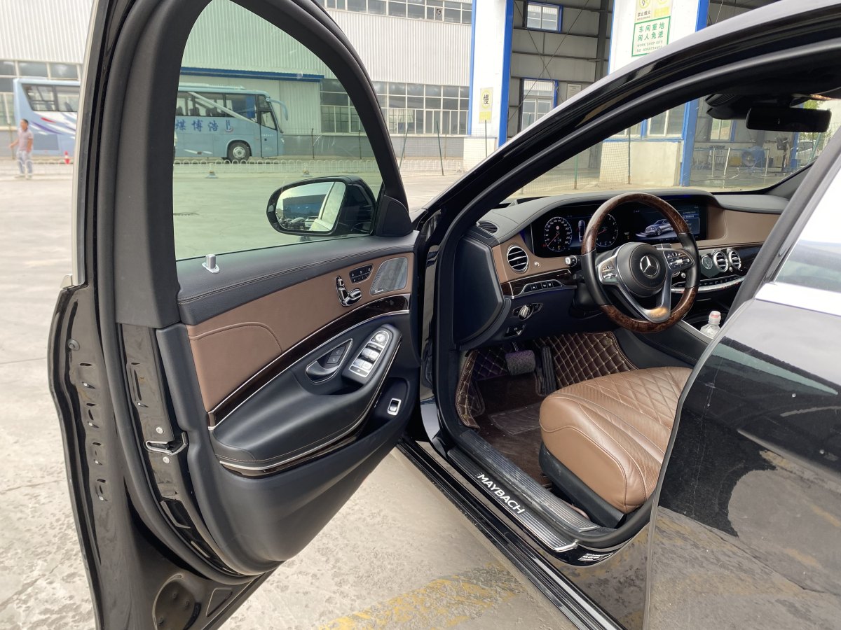 2018年2月奔驰 迈巴赫S级  2019款  改款 S 450 4MATIC