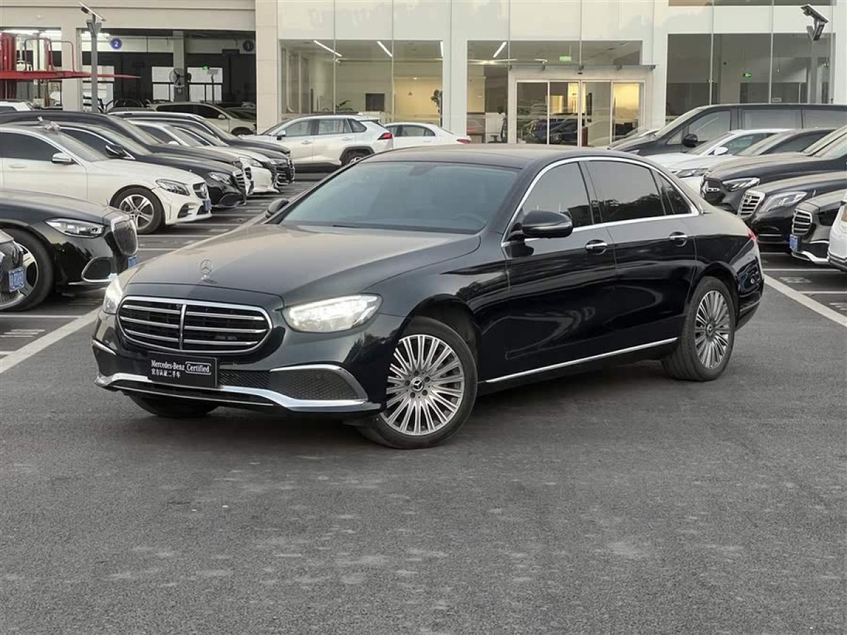 奔馳 奔馳E級  2022款 改款 E 300 L 時尚型圖片