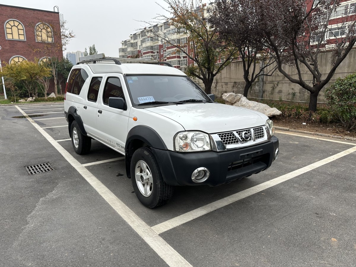 日產(chǎn) ZN廂式車  2013款 2.4L四驅(qū)豪華型5座圖片