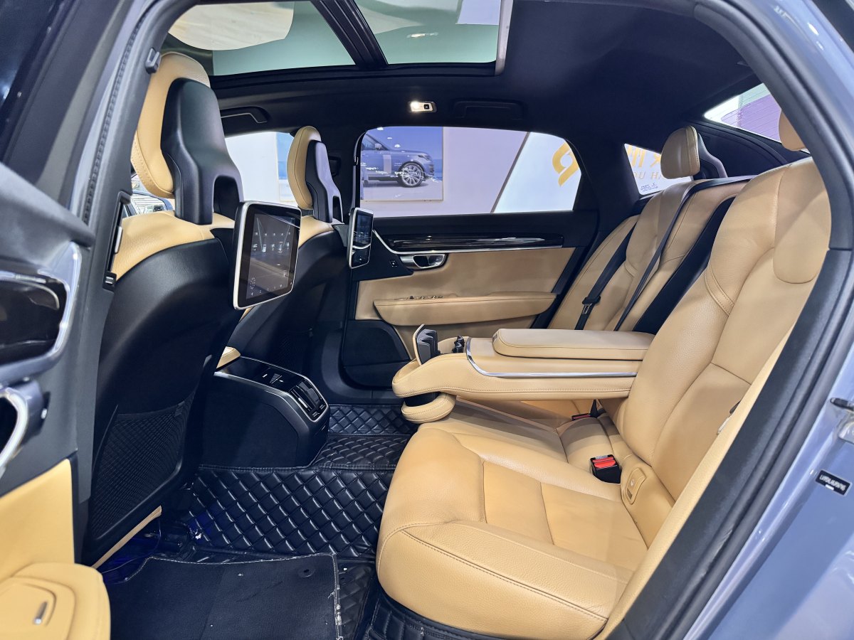沃爾沃 S90  2018款 T4 智遠(yuǎn)版圖片