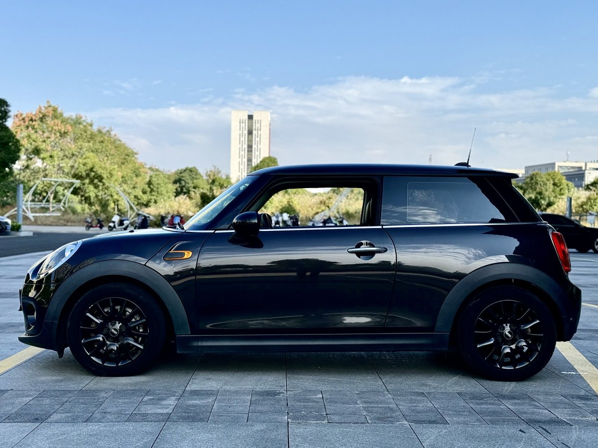 MINI CLUBMAN  2016款 改款 1.5T COOPER圖片