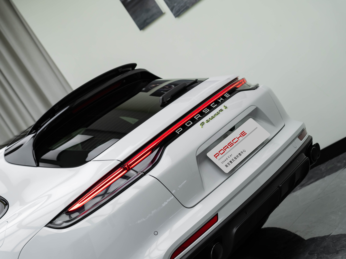 保時(shí)捷 Panamera新能源  2021款 Panamera 4 E-Hybrid Sport Turismo 2.9T圖片